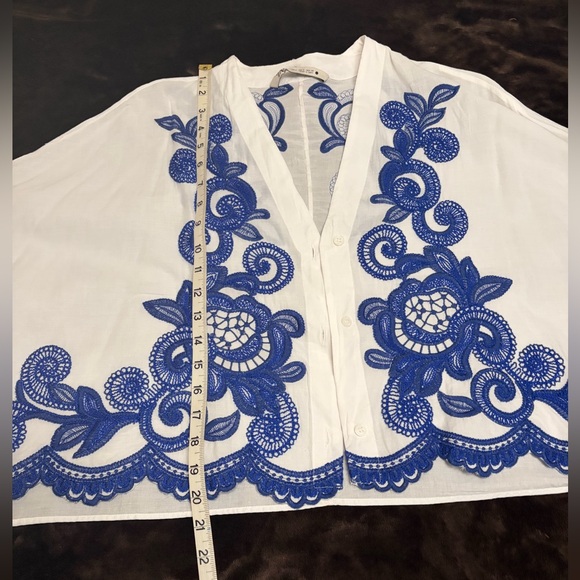 Zara White Blouse with Blue Embroidery - Picture 7 of 12